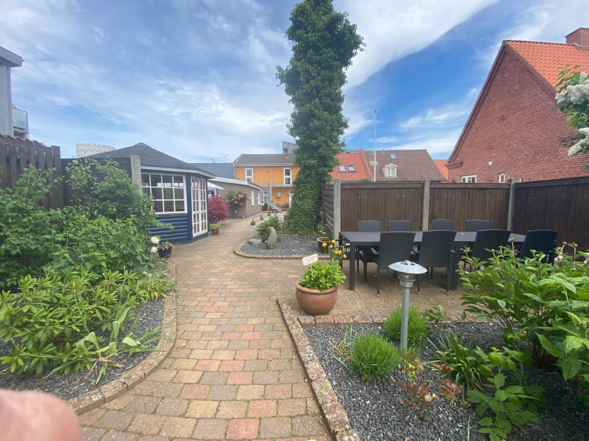 Oasen Bed and Breakfast Viborg Buitenkant foto